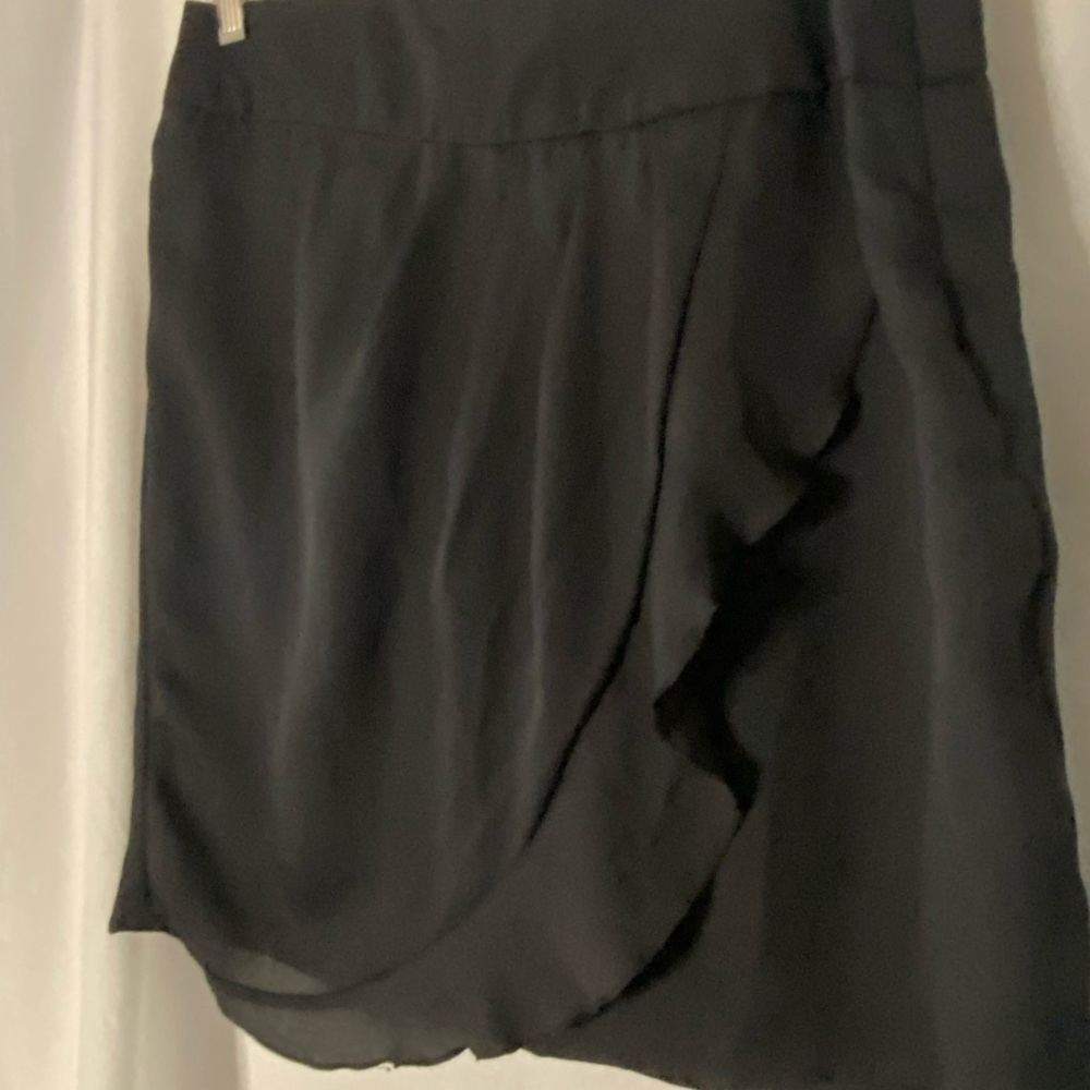 Black skirt